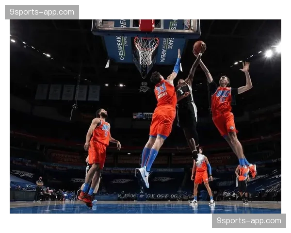 雷霆防守效率107.4联盟第一 但三分防守策略存争议